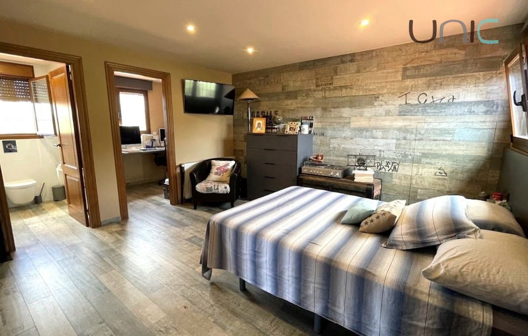 5 soverom Villa til salgs i La Nucia med svømmebasseng - € 899 000 (Ref: 8517200)