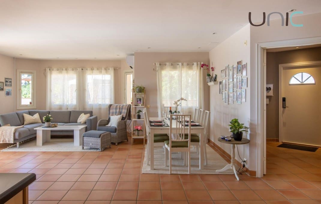 7 camera da letto Villa in vendita in Alfaz del Pi / L'Alfas del Pi con piscina - 795.000 € (Rif: 8614034)