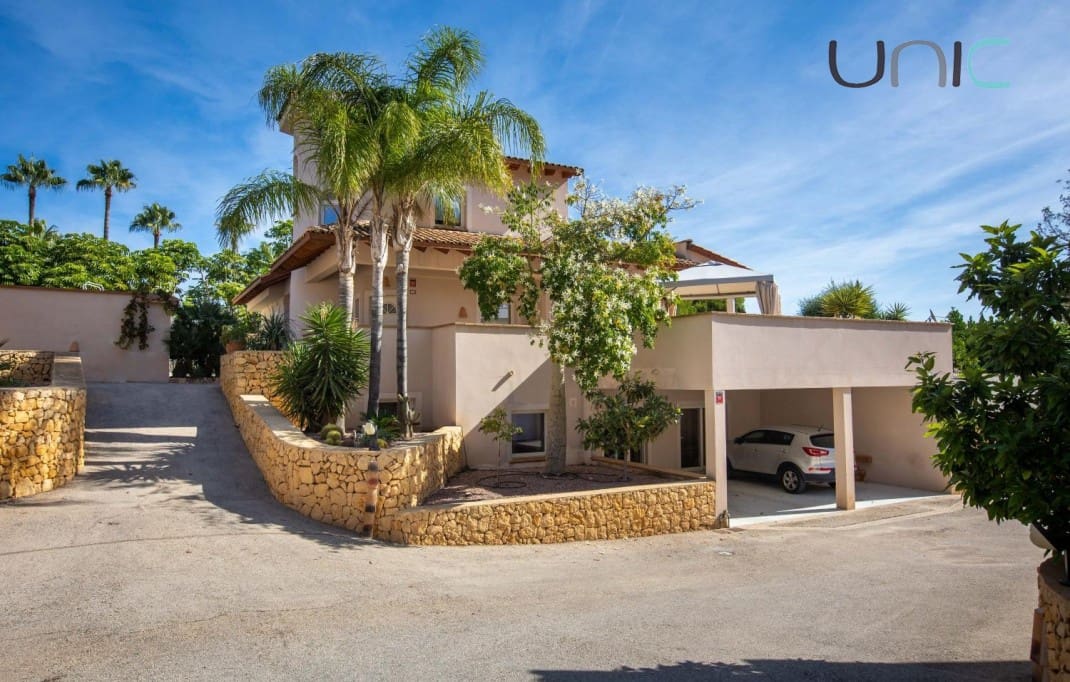 7 camera da letto Villa in vendita in Alfaz del Pi / L'Alfas del Pi con piscina - 795.000 € (Rif: 8614034)