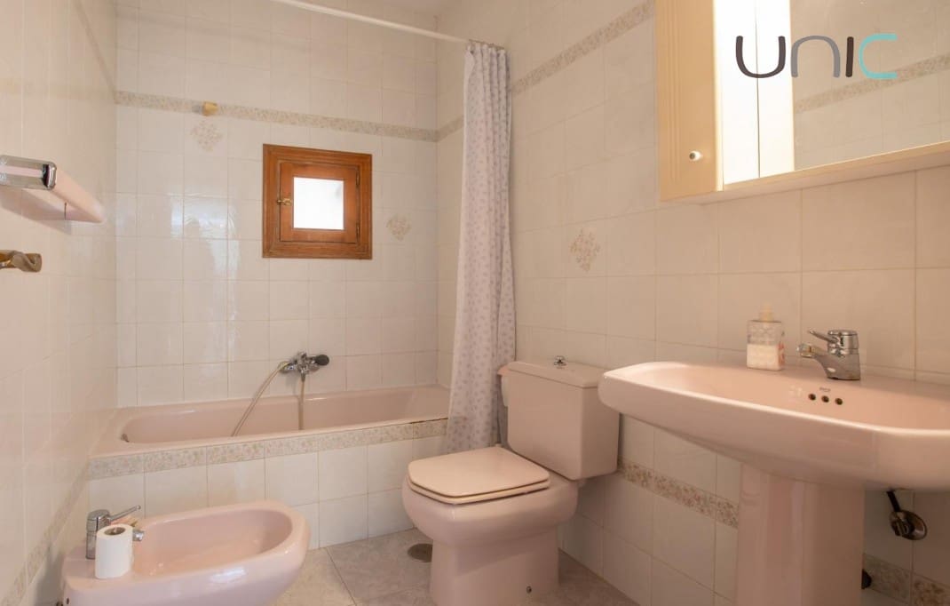 4 Zimmer Villa zu verkaufen in Altea mit Pool Garage - 575.000 € (Ref: 8848465)