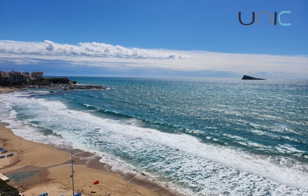 1 soverom Leilighet til salgs i Benidorm med svømmebasseng - € 294 000 (Ref: 8912044)