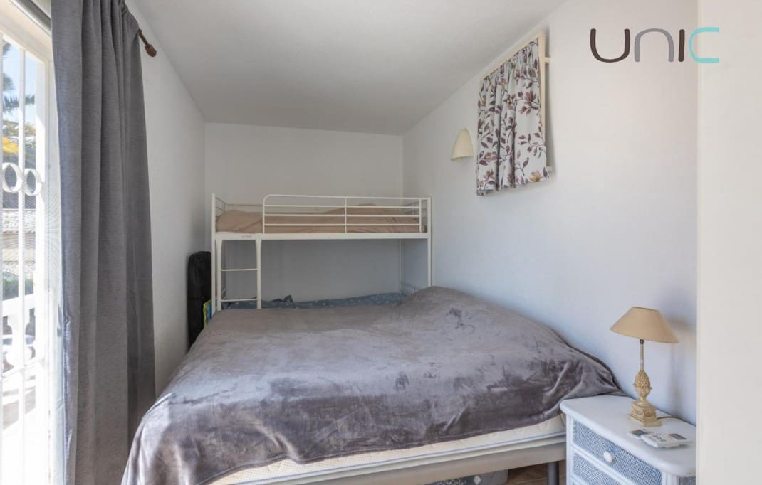 4 sovrum Villa till salu i Alfaz del Pi / L'Alfas del Pi - 495 000 € (Ref: 8922942)