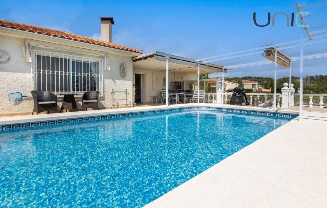 4 sovrum Villa till salu i Alfaz del Pi / L'Alfas del Pi - 495 000 € (Ref: 8922942)