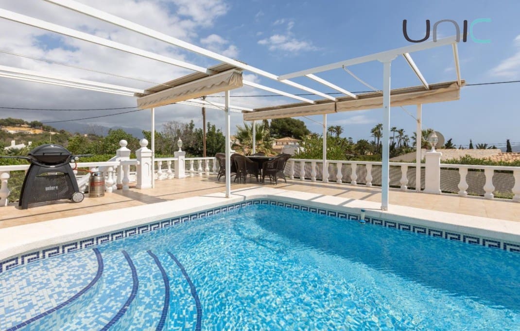 4 sovrum Villa till salu i Alfaz del Pi / L'Alfas del Pi - 495 000 € (Ref: 8922942)