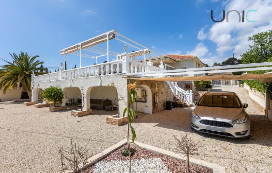 4 sovrum Villa till salu i Alfaz del Pi / L'Alfas del Pi - 495 000 € (Ref: 8922942)