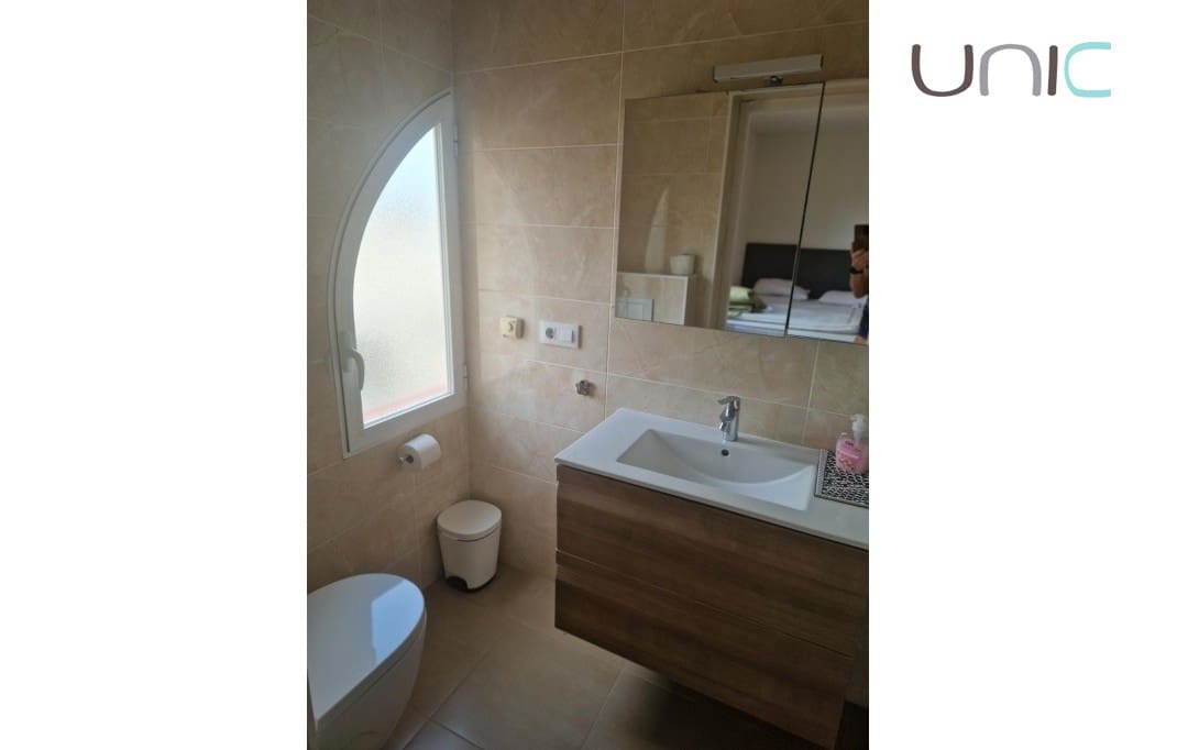 Chalet de 8 habitaciones en Albir en venta con piscina - 800.000 € (Ref: 8949781)