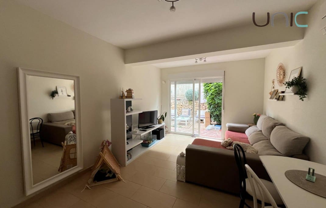 Chalet de 8 habitaciones en Albir en venta con piscina - 800.000 € (Ref: 8949781)