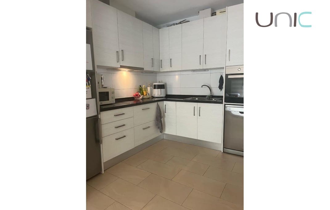 Chalet de 8 habitaciones en Albir en venta con piscina - 800.000 € (Ref: 8949781)