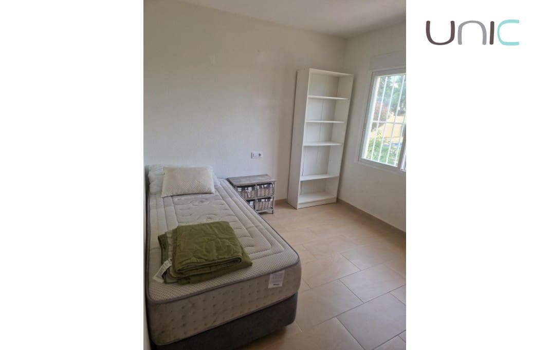 Chalet de 8 habitaciones en Albir en venta con piscina - 800.000 € (Ref: 8949781)