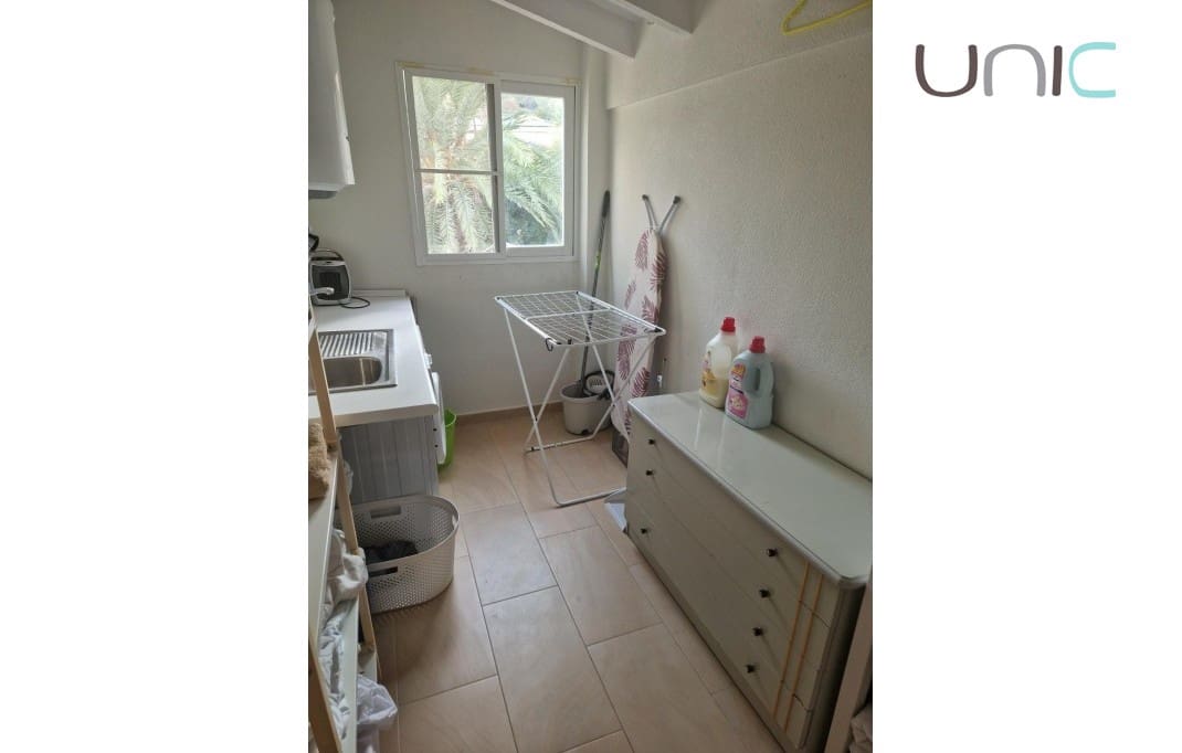 Chalet de 8 habitaciones en Albir en venta con piscina - 800.000 € (Ref: 8949781)