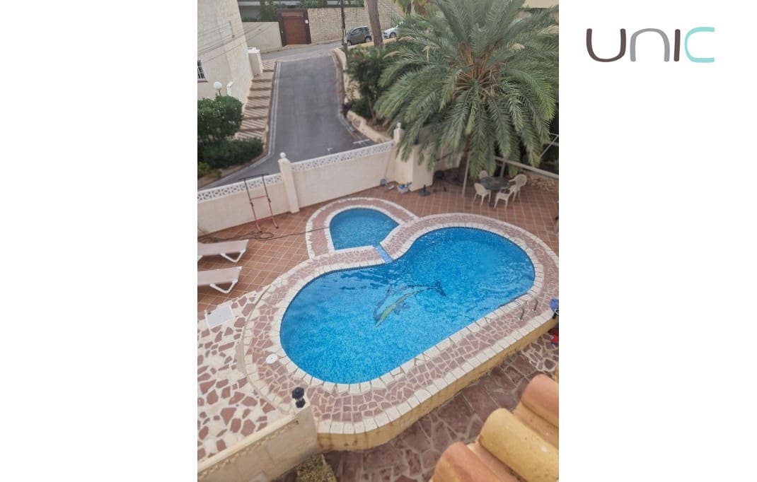 Chalet de 8 habitaciones en Albir en venta con piscina - 800.000 € (Ref: 8949781)