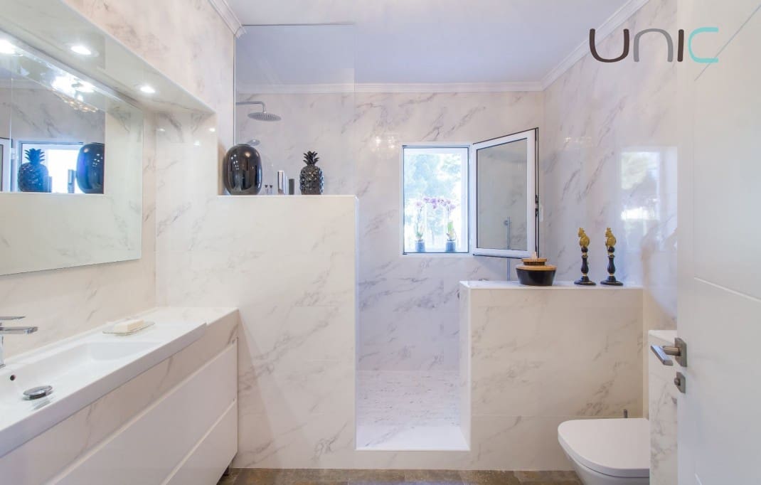 5 sypialnia Willa na sprzedaż w La Nucia z basenem - 840 000 € (Ref: 8977420)