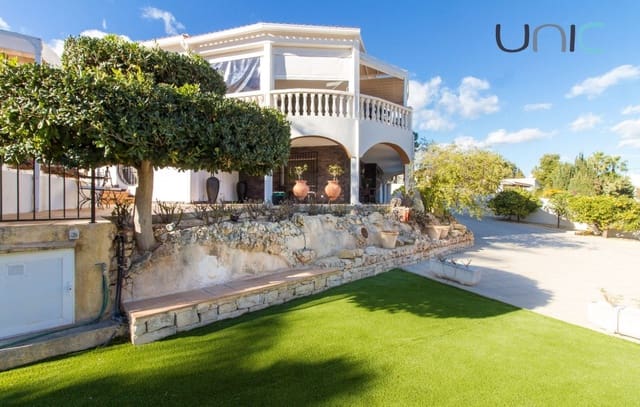 5 slaapkamer Villa te koop in Coloma  , La Nucia met zwembad - € 840.000 (Ref: 8977420)