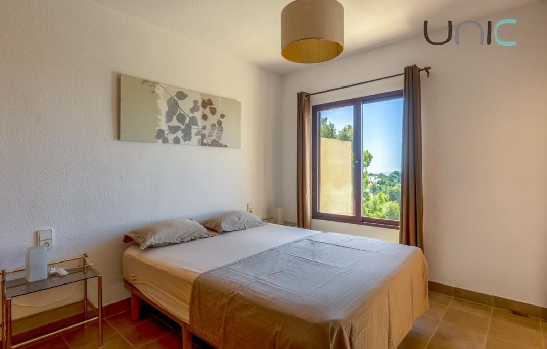 3 bedroom Bungalow for sale in Altea with pool garage - € 385,000 (Ref: 9004110)