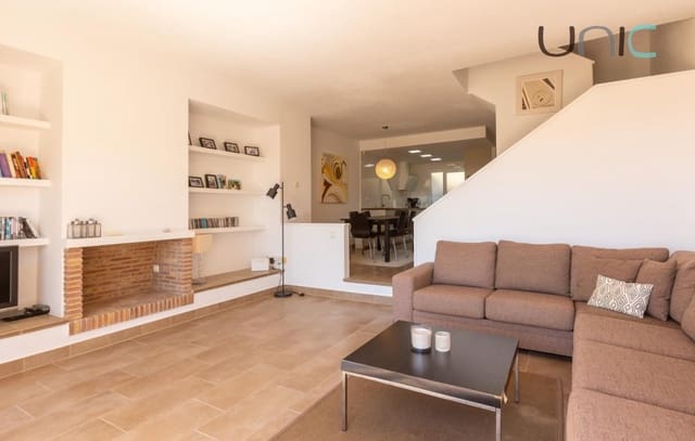 3 bedroom Bungalow for sale in Altea with pool garage - € 385,000 (Ref: 9004110)