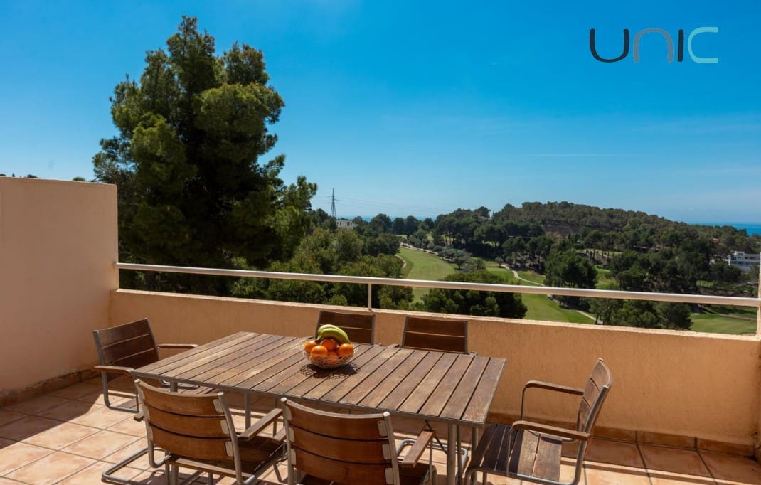 3 bedroom Bungalow for sale in Altea with pool garage - € 385,000 (Ref: 9004110)