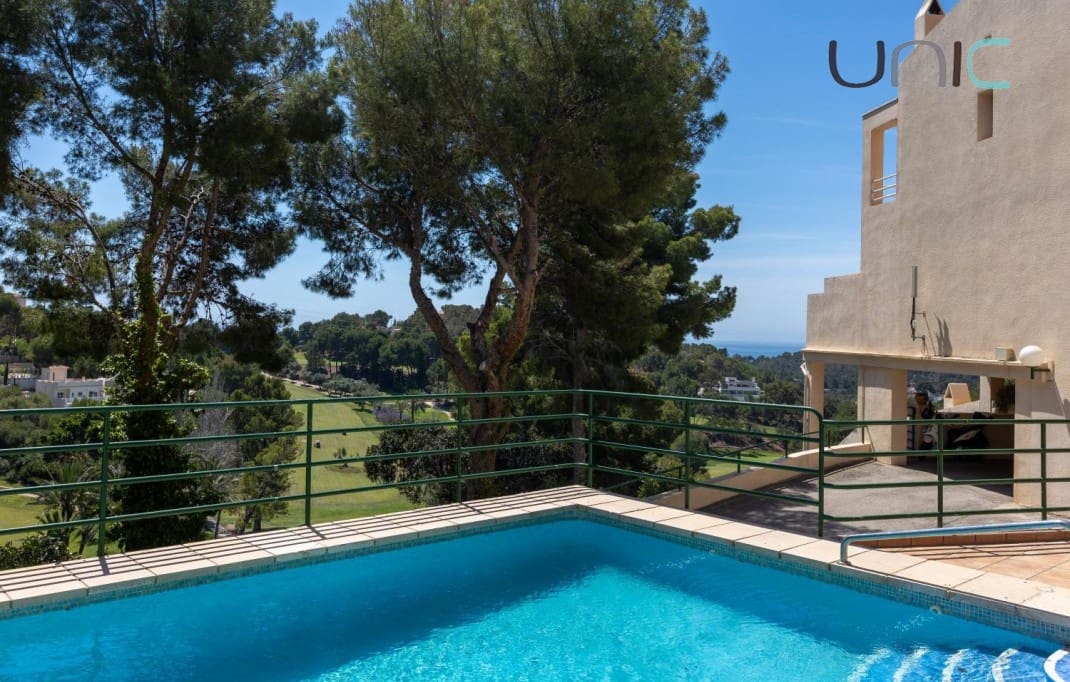 3 bedroom Bungalow for sale in Altea with pool garage - € 385,000 (Ref: 9004110)