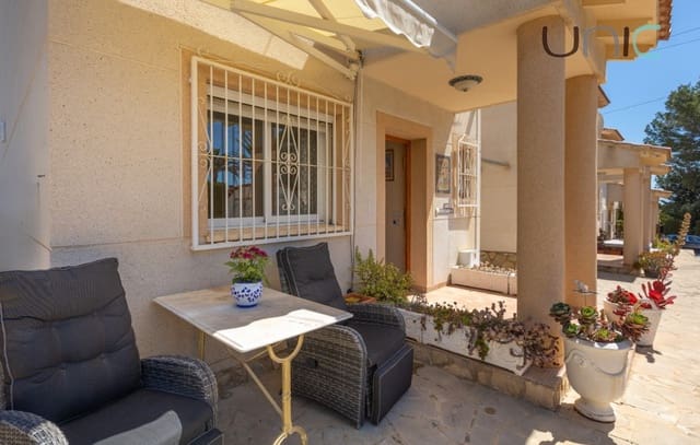 3 bedroom Bungalow for sale in La Nucia with pool - € 320,000 (Ref: 9013167)