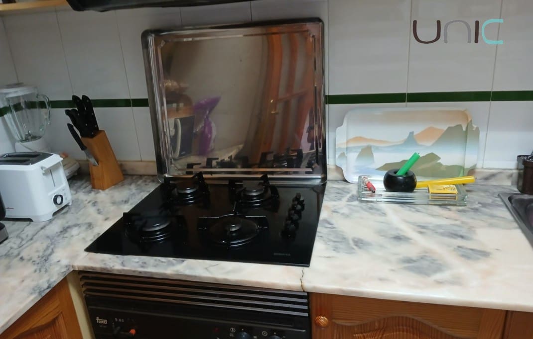 Apartamento de 2 habitaciones en Albir en venta con piscina - 268.000 € (Ref: 9043915)