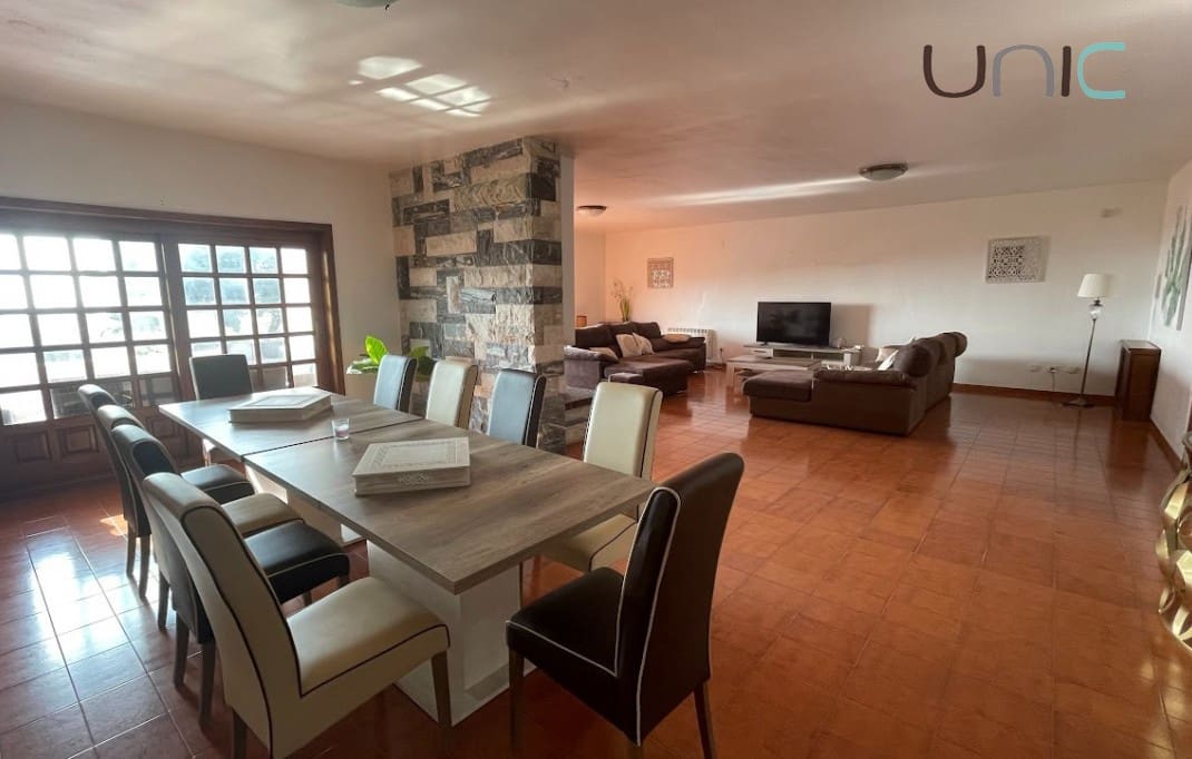 4 quarto Moradia para venda em La Nucia com piscina garagem - 995 000 € (Ref: 9058259)