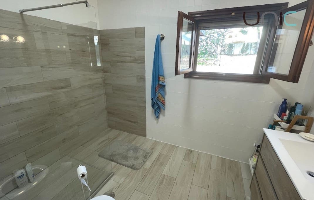 4 quarto Moradia para venda em La Nucia com piscina garagem - 995 000 € (Ref: 9058259)