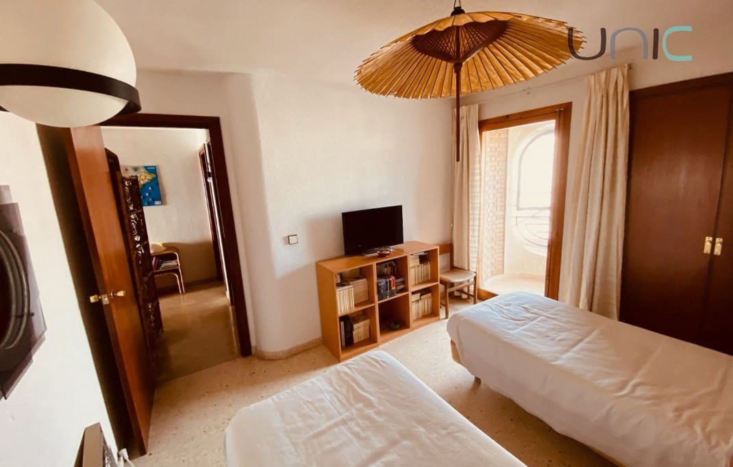 3 slaapkamer Appartement te koop in Benidorm met zwembad - € 530.000 (Ref: 9058260)