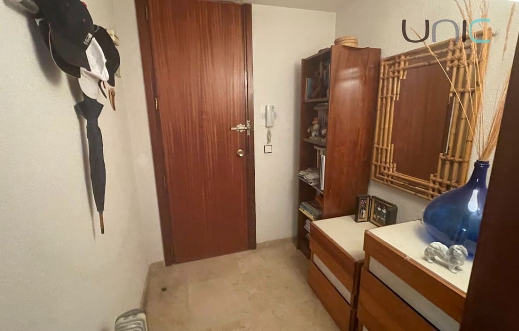 3 slaapkamer Appartement te koop in Benidorm met zwembad - € 530.000 (Ref: 9058260)