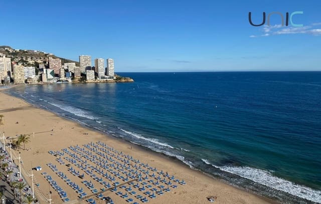 3 slaapkamer Appartement te koop in Benidorm met zwembad - € 530.000 (Ref: 9058260)