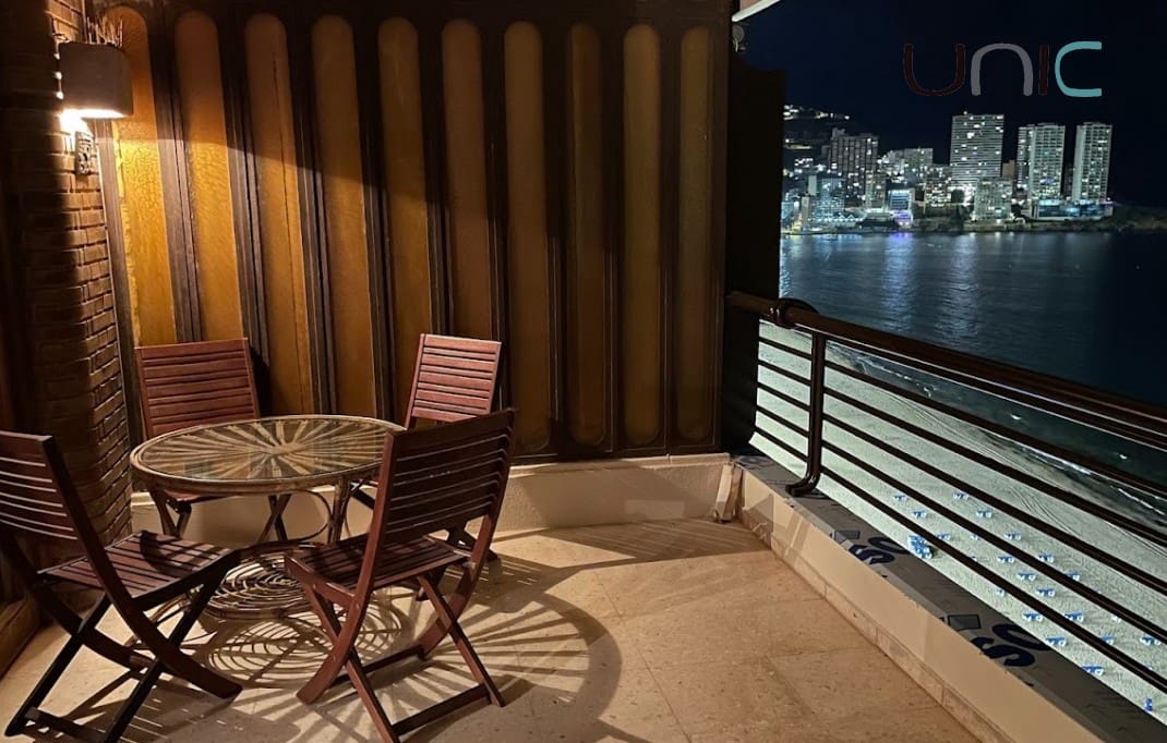 3 slaapkamer Appartement te koop in Benidorm met zwembad - € 530.000 (Ref: 9058260)