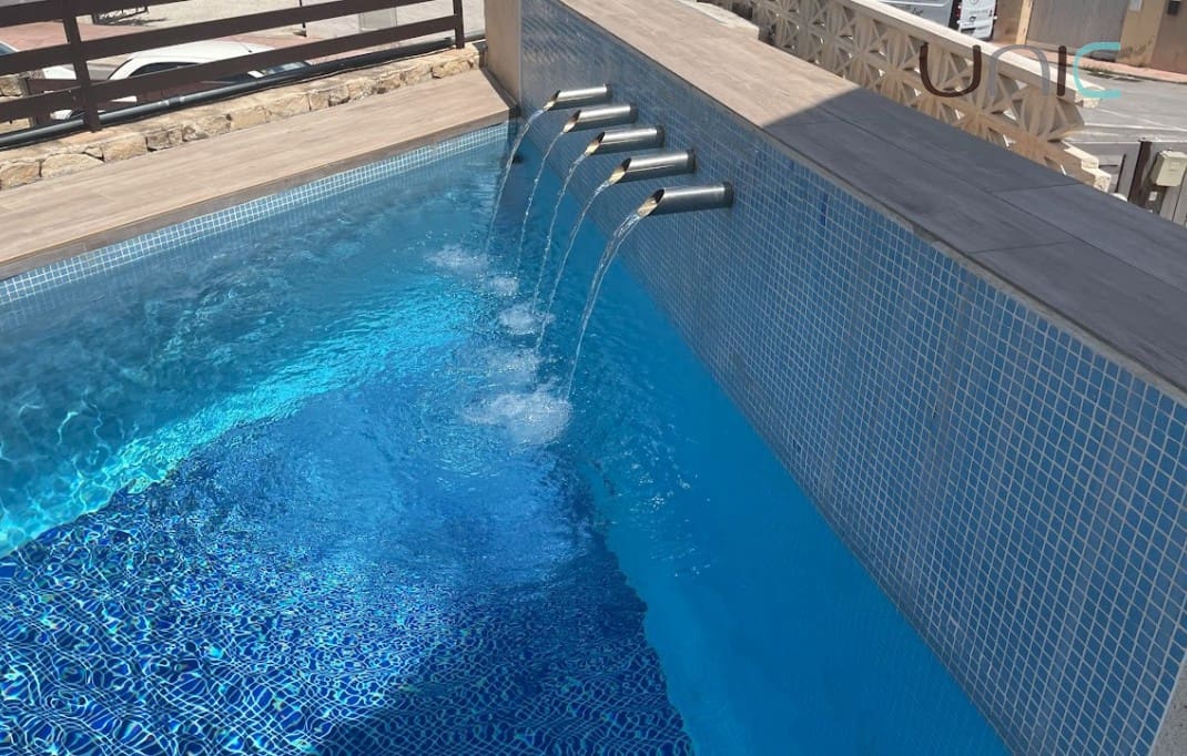 4 Zimmer Villa zu verkaufen in Alfaz del Pi / L'Alfas del Pi mit Pool Garage - 398.000 € (Ref: 9117915)