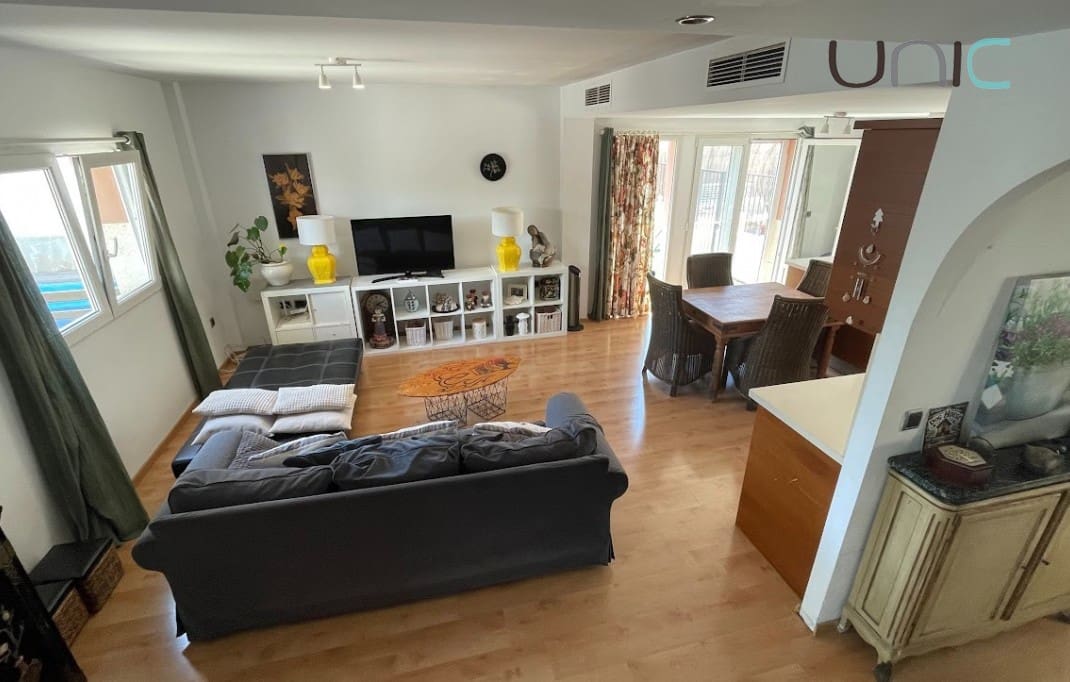 4 Zimmer Villa zu verkaufen in Alfaz del Pi / L'Alfas del Pi mit Pool Garage - 398.000 € (Ref: 9117915)