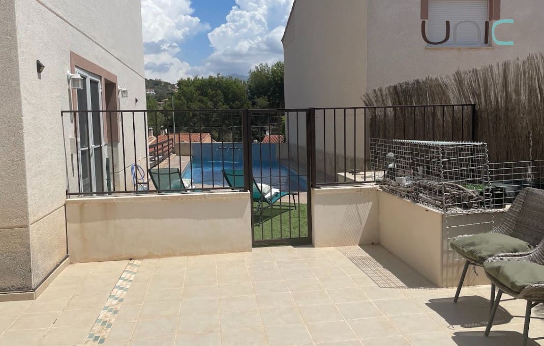 4 Zimmer Villa zu verkaufen in Alfaz del Pi / L'Alfas del Pi mit Pool Garage - 398.000 € (Ref: 9117915)