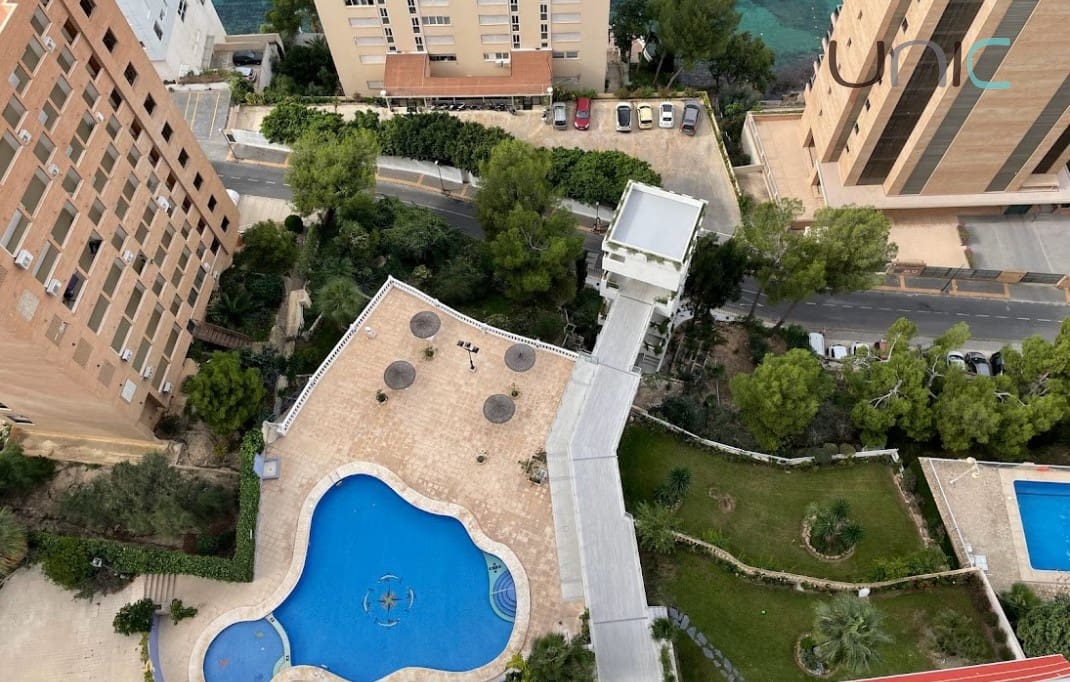 1 soveværelse Lejlighed til salg i Benidorm med swimmingpool - € 275.000 (Ref: 9142247)