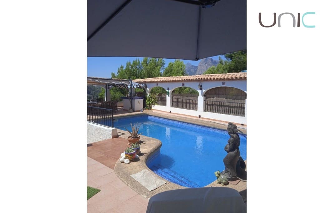 4 soverom Villa til salgs i Callosa d'En Sarria med svømmebasseng - € 470 000 (Ref: 9150979)