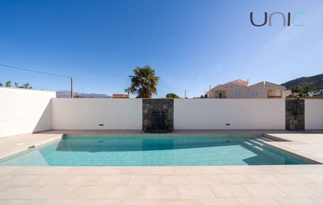 Chalet de 4 habitaciones en Albir, Alfaz del Pi / L'Alfàs del Pi en venta con piscina - 970.000 € (Ref: 9193038)