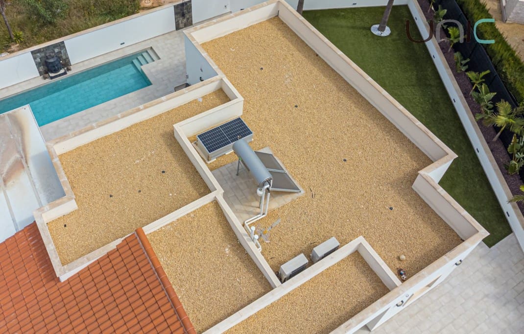 Chalet de 4 habitaciones en Albir en venta con piscina - 970.000 € (Ref: 9193038)