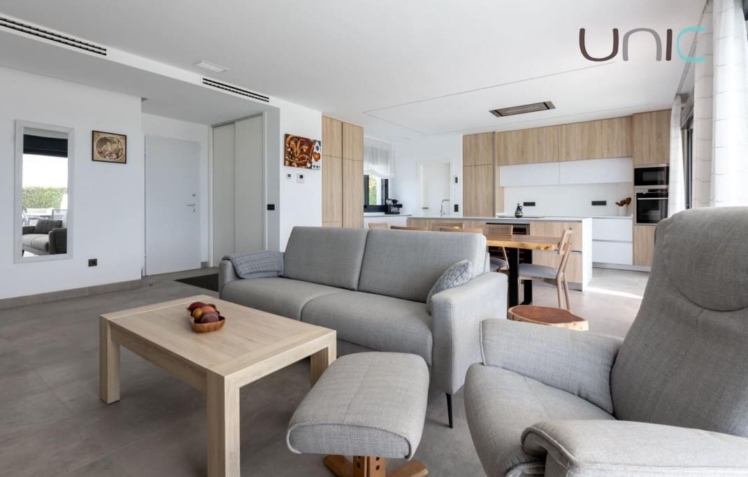 4 soveværelse Villa til salg i Polop med swimmingpool - € 695.000 (Ref: 9245598)