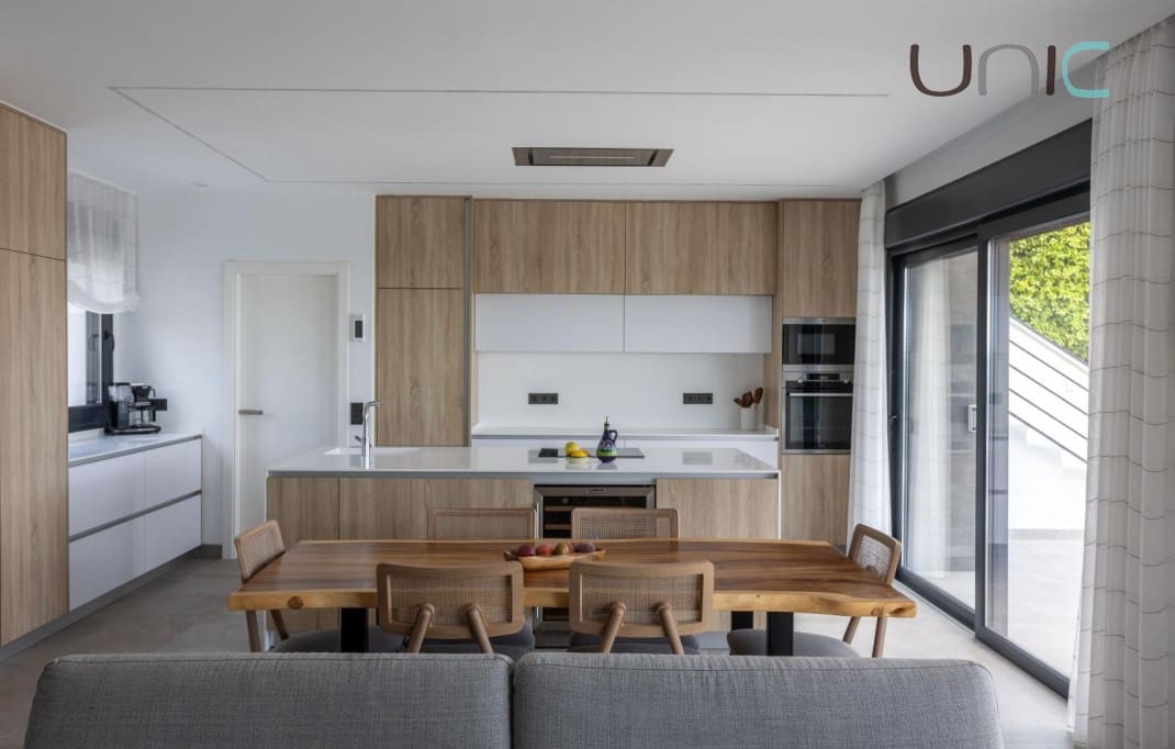 4 soveværelse Villa til salg i Polop med swimmingpool - € 695.000 (Ref: 9245598)