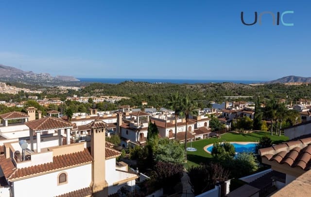 4 soveværelse Byhus til salg i Polop med swimmingpool - € 340.000 (Ref: 9245599)