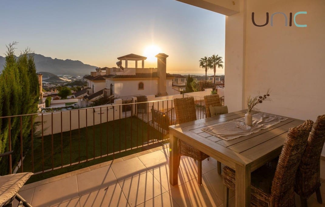 4 soveværelse Byhus til salg i Polop med swimmingpool - € 340.000 (Ref: 9245599)