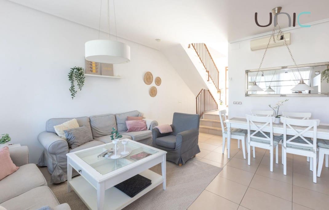 4 soveværelse Byhus til salg i Polop med swimmingpool - € 340.000 (Ref: 9245599)