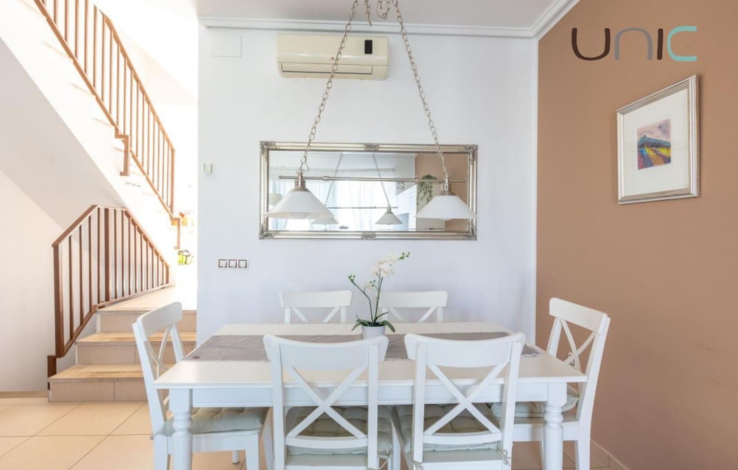 4 soveværelse Byhus til salg i Polop med swimmingpool - € 340.000 (Ref: 9245599)