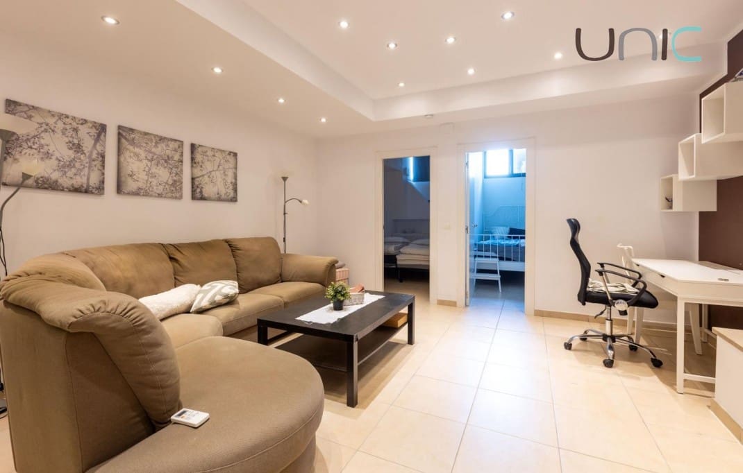 4 soveværelse Byhus til salg i Polop med swimmingpool - € 340.000 (Ref: 9245599)