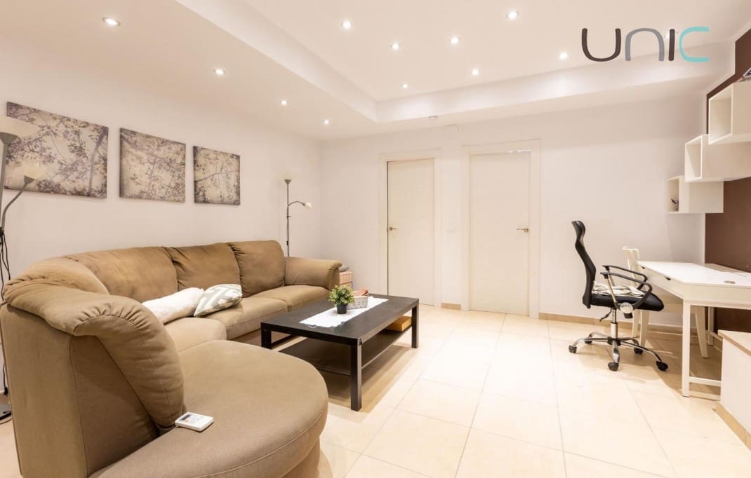 4 soveværelse Byhus til salg i Polop med swimmingpool - € 340.000 (Ref: 9245599)