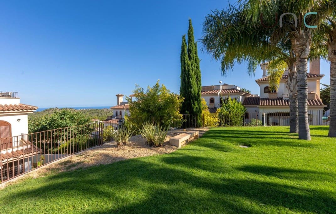 4 soveværelse Byhus til salg i Polop med swimmingpool - € 340.000 (Ref: 9245599)