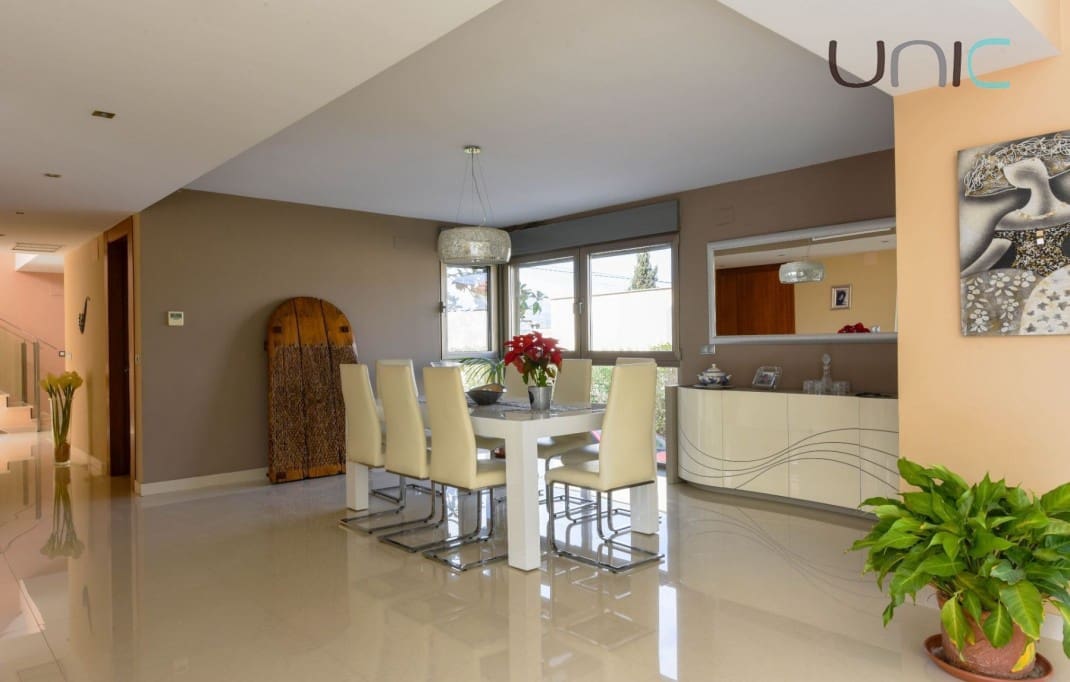 6 soveværelse Villa til salg i Albir med swimmingpool - € 2.100.000 (Ref: 9301891)