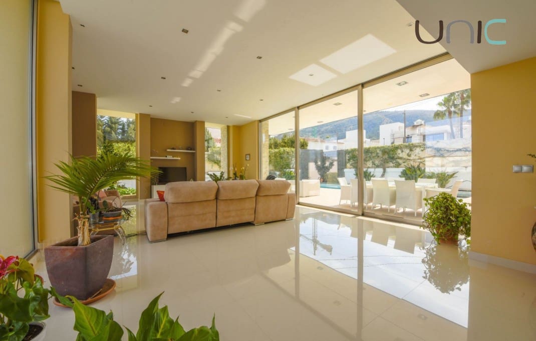 6 soveværelse Villa til salg i Albir med swimmingpool - € 2.100.000 (Ref: 9301891)