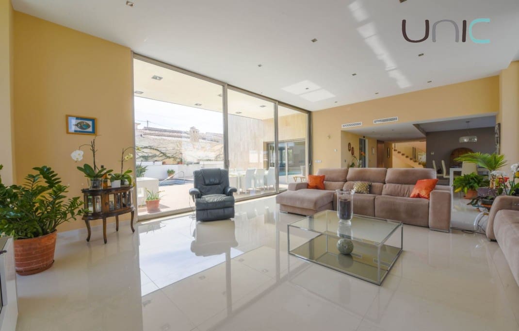 6 soveværelse Villa til salg i Albir med swimmingpool - € 2.100.000 (Ref: 9301891)