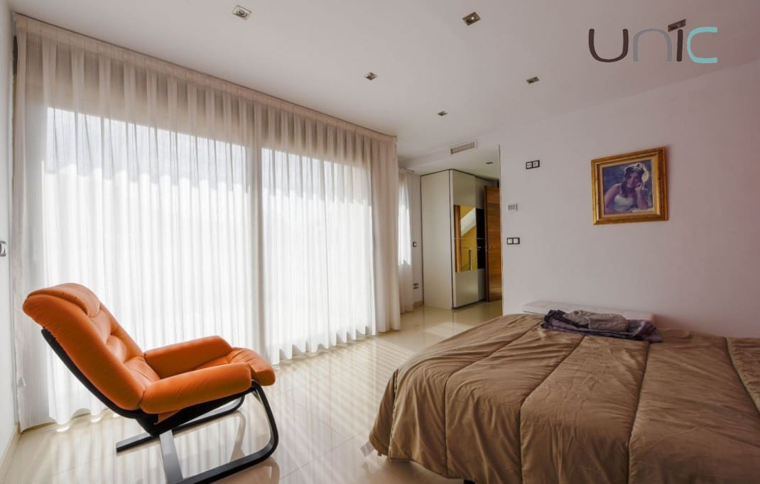 6 soveværelse Villa til salg i Albir med swimmingpool - € 2.100.000 (Ref: 9301891)