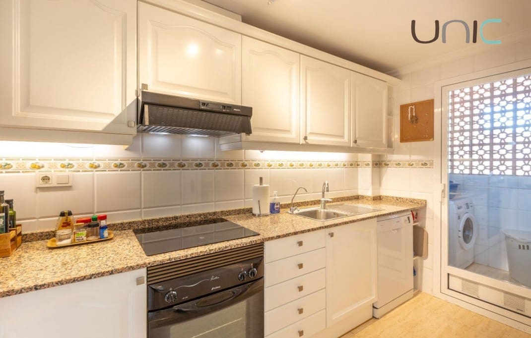 3 bedroom Apartment for sale in Albir with pool - € 430,000 (Ref: 9325330)